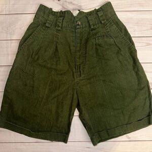 Vintage Y2K High-Waisted Shorts - Size 8 by Forenza Vintage Summer Dressy Casual